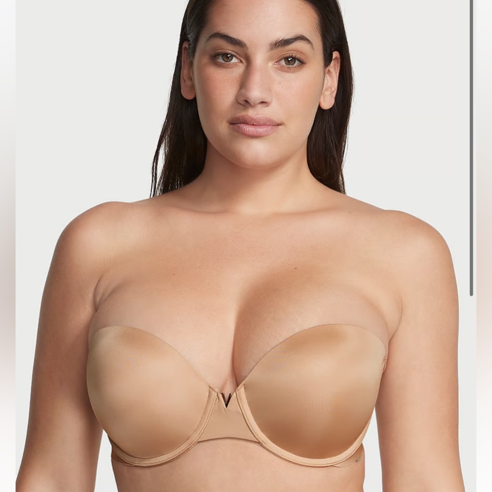 Victoria’s Secret Sexy Illusions Uplift Strapless Bra in Nude Color